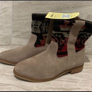 Toms aztec boot